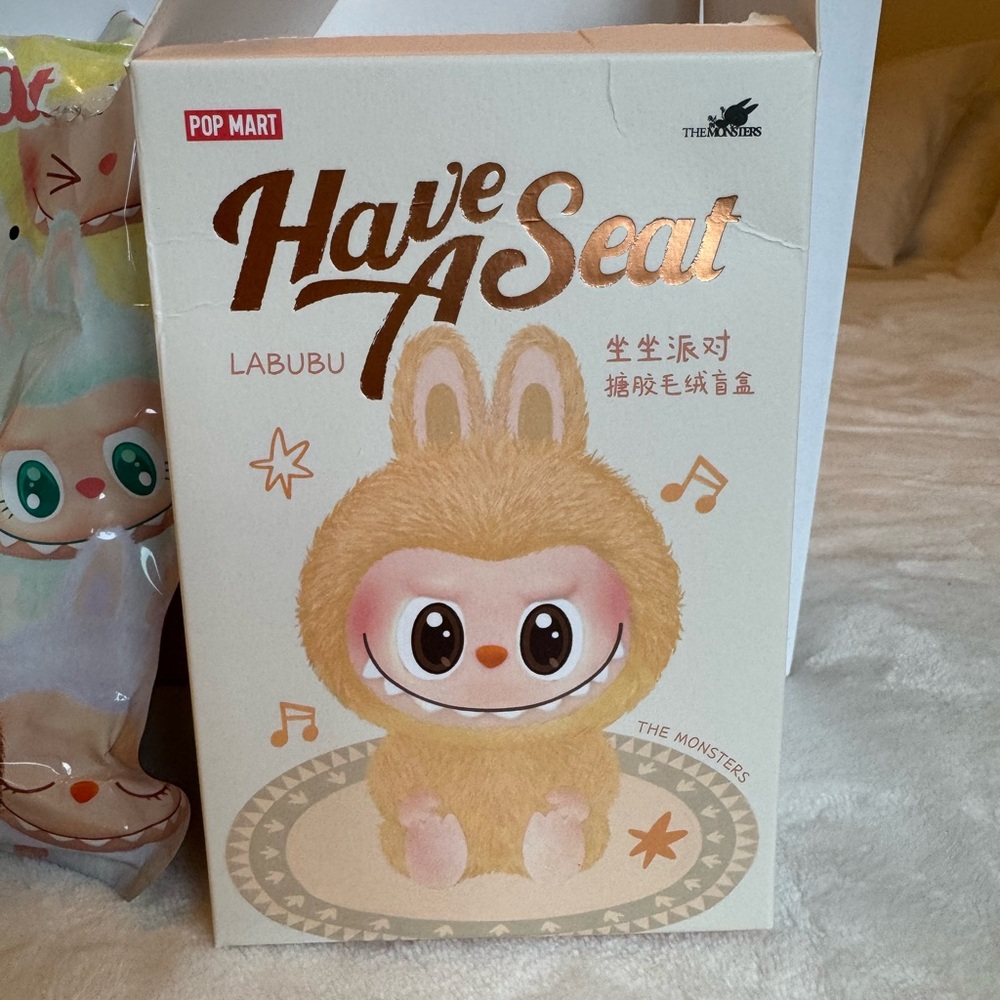 SISI Labubu Have A Seat Brand New - Picture 6 of 11